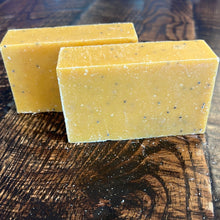 Load image into Gallery viewer, Lemon PoppySeed Bar Soap