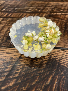 Aloe, Jasmine Flower and a splash of Lavender Soap